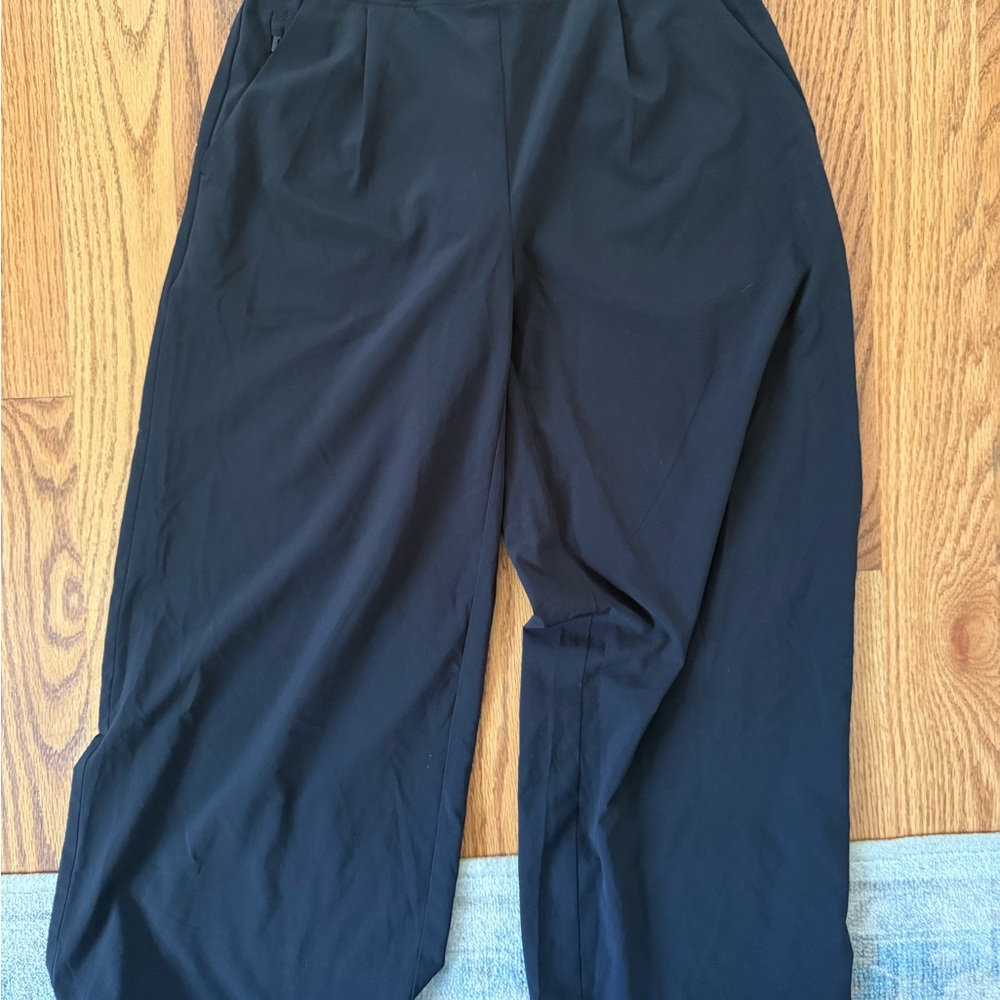 Athleta Brooklyn wide leg Black Wide-Leg Cropped Pants